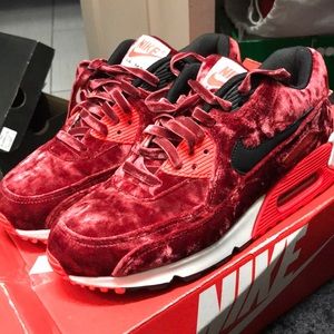 Nike 90 Anniversary Airmax Velvet
